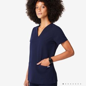 Figs Casma scrub top navy
